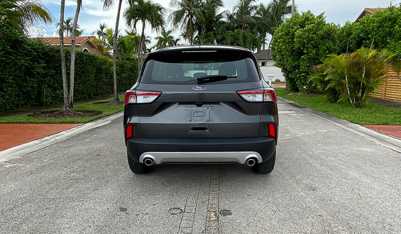 
								2020 Ford Escape SE full									