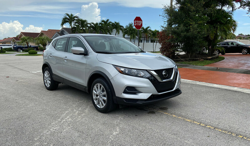 
								2021 Nissan Rogue Sport S full									