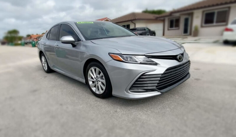 
								2023 TOYOTA CAMRY LE full									