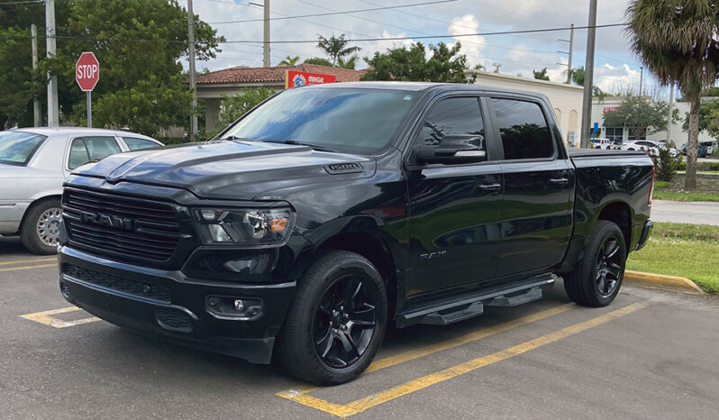 2020 Ram 1500 Big Horn 4×4 Crew Cab full